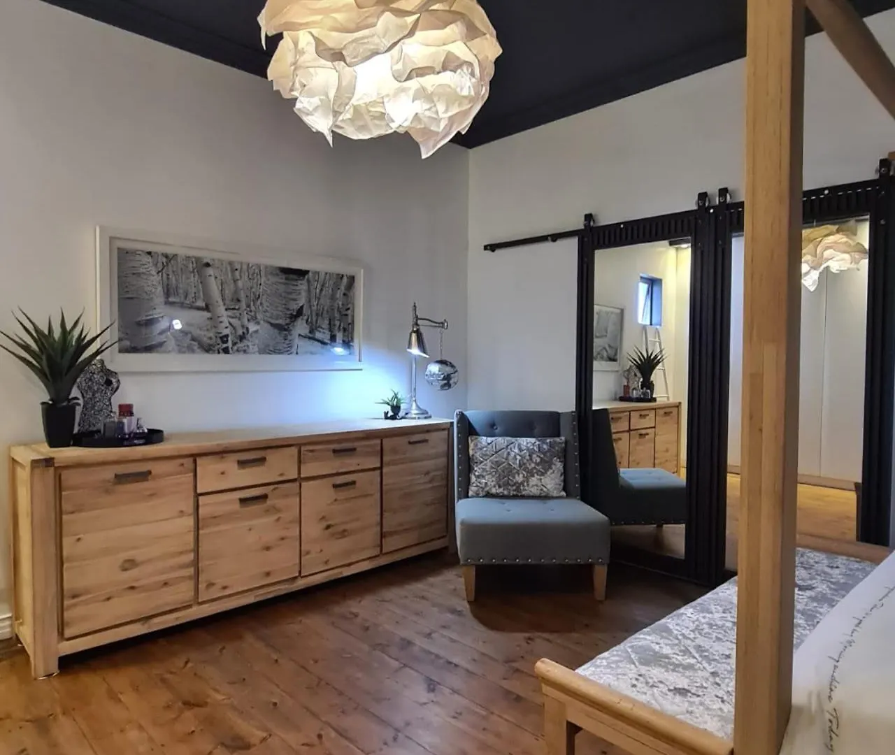 What'S Behind The Green Door! Cape Town Holiday home